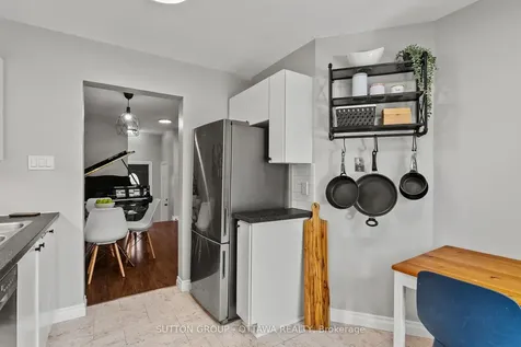 94 Piper Crescent Kanata ON K2K 2S9