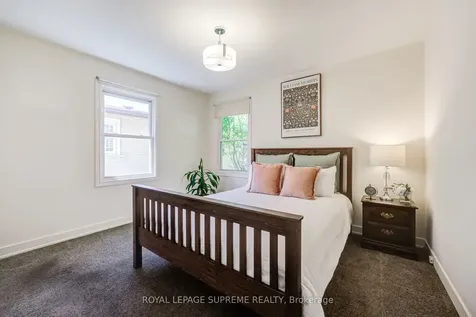 2922 Portage Road Niagara Falls ON L2J 2J5