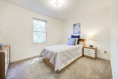 2922 Portage Road Niagara Falls ON L2J 2J5