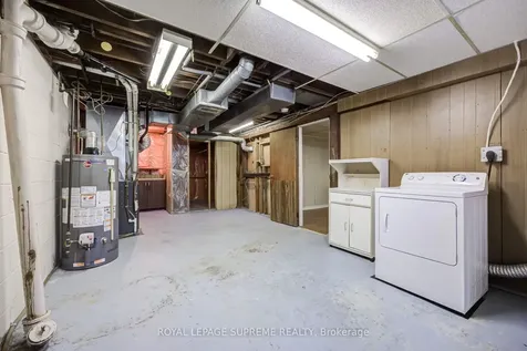 2922 Portage Road Niagara Falls ON L2J 2J5