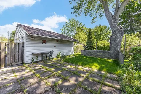 2922 Portage Road Niagara Falls ON L2J 2J5