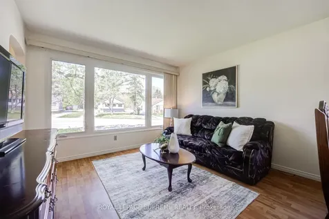 2922 Portage Road Niagara Falls ON L2J 2J5