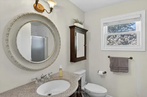 1485 Wildlark Drive Peterborough ON K9K 1X4