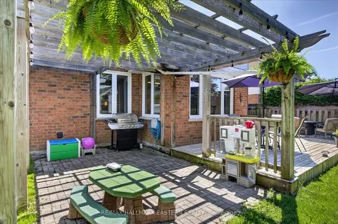 1485 Wildlark Drive Peterborough ON K9K 1X4