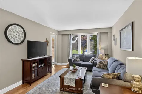 1485 Wildlark Drive Peterborough ON K9K 1X4