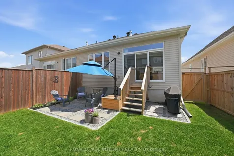 23 Borland Drive Carleton Place ON K7C 0K7