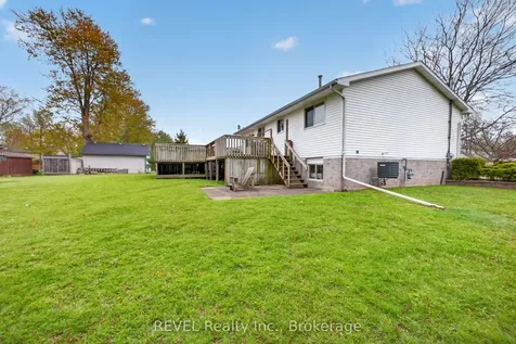 3210 Bethune Avenue Fort Erie ON L0S 1N0