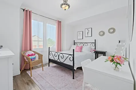 92 Chesterton Lane Guelph ON N1E 7A6