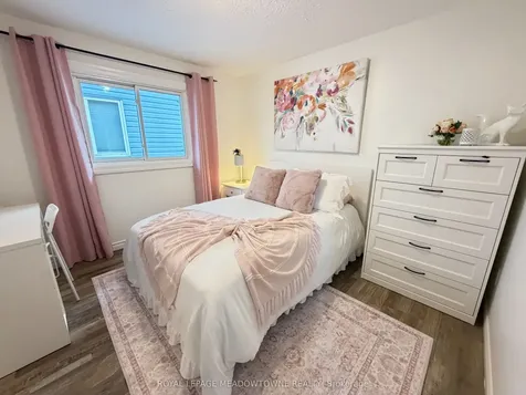 92 Chesterton Lane Guelph ON N1E 7A6
