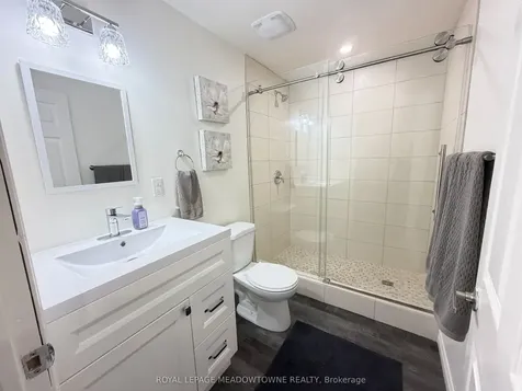 92 Chesterton Lane Guelph ON N1E 7A6