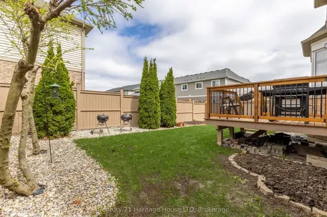 5 Juneberry Road Thorold ON L2V 0B2