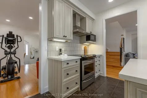 5 Juneberry Road Thorold ON L2V 0B2