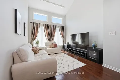 268 Keyrock Drive Kanata ON K2T 0G2