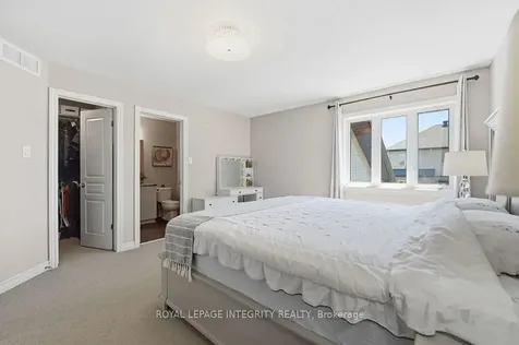 268 Keyrock Drive Kanata ON K2T 0G2
