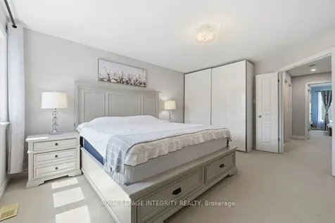 268 Keyrock Drive Kanata ON K2T 0G2