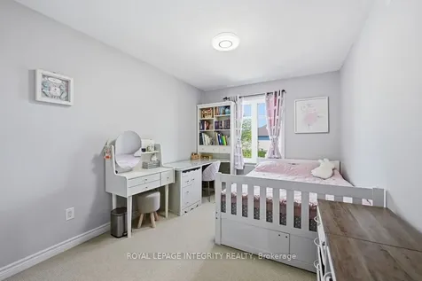 268 Keyrock Drive Kanata ON K2T 0G2