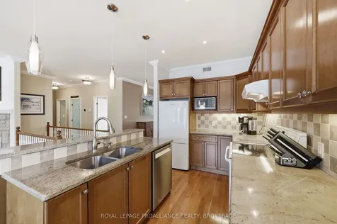 730 Amaryllis Street Kingston ON K7P 0A8
