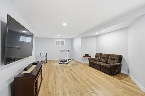 730 Amaryllis Street Kingston ON K7P 0A8