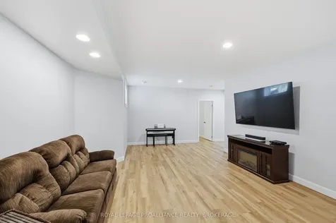 730 Amaryllis Street Kingston ON K7P 0A8