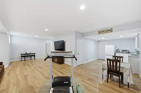 730 Amaryllis Street Kingston ON K7P 0A8