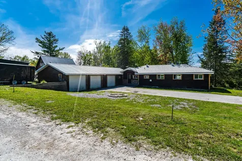 8 Robins Lane Kawartha Lakes ON L0K 1W0