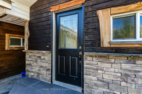 8 Robins Lane Kawartha Lakes ON L0K 1W0