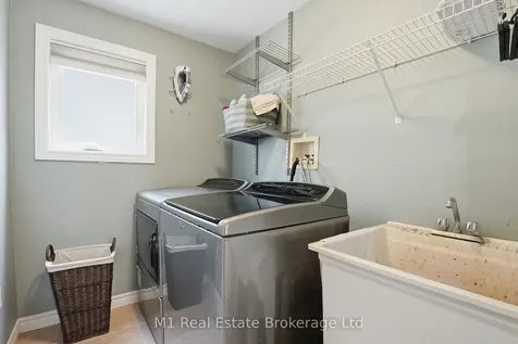 99 Teal Drive Guelph ON N1C 1H2