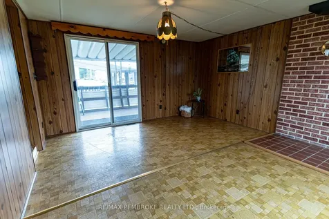 94 Pinehurst Estates N/a Petawawa ON K8H 2H2