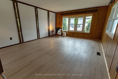 94 Pinehurst Estates N/a Petawawa ON K8H 2H2
