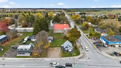 3 Elora Street N Mapleton ON N0B 1A0
