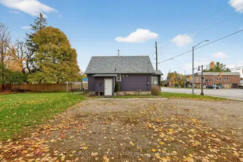 3 Elora Street N Mapleton ON N0B 1A0