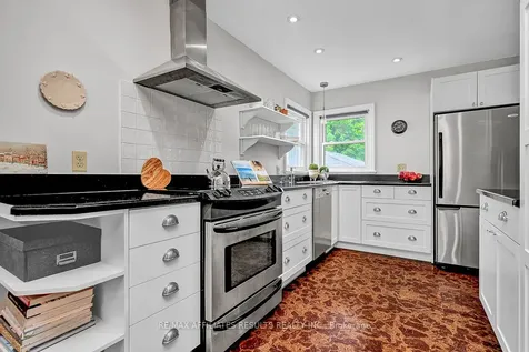 265 Park Street Kingston ON K7L 1K6