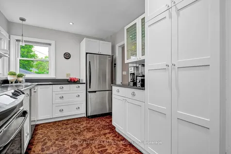 265 Park Street Kingston ON K7L 1K6