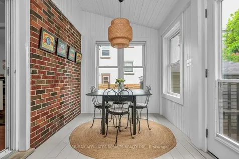 265 Park Street Kingston ON K7L 1K6