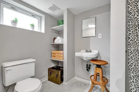 265 Park Street Kingston ON K7L 1K6