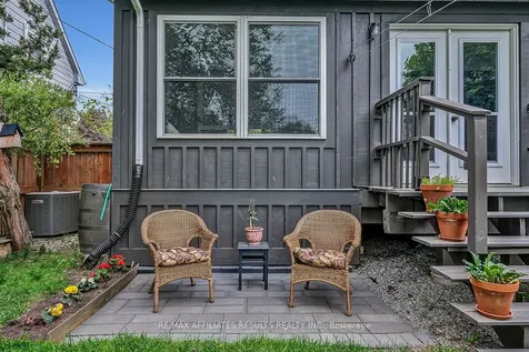 265 Park Street Kingston ON K7L 1K6