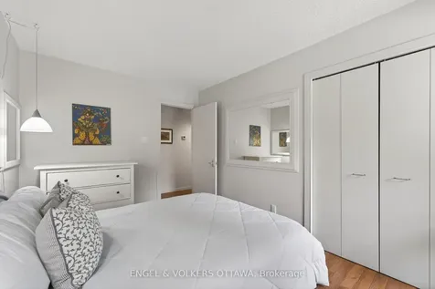35 Riopelle Court Kanata ON K2K 1J2