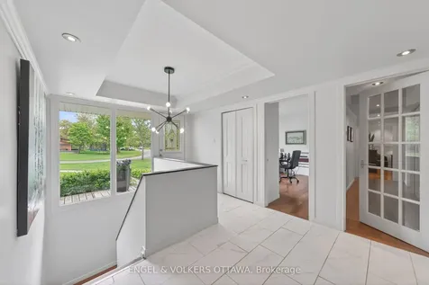 35 Riopelle Court Kanata ON K2K 1J2