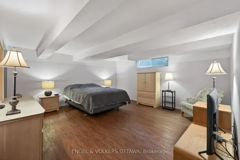 35 Riopelle Court Kanata ON K2K 1J2