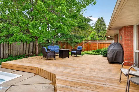 35 Riopelle Court Kanata ON K2K 1J2
