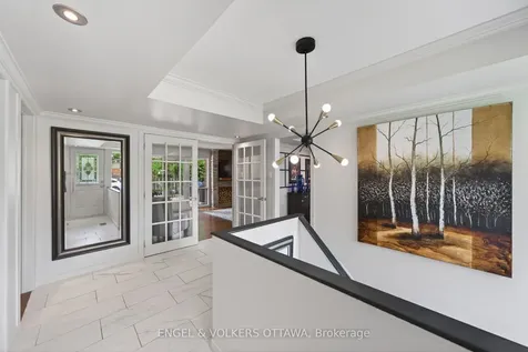 35 Riopelle Court Kanata ON K2K 1J2