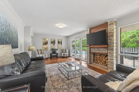 35 Riopelle Court Kanata ON K2K 1J2