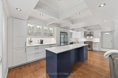 35 Riopelle Court Kanata ON K2K 1J2