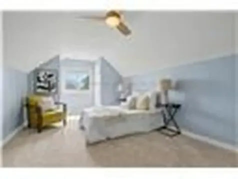 34 Weir Street S Hamilton ON L8K 3A4