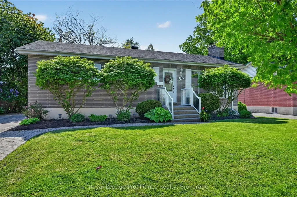 129 Goodfellow Road Peterborough ON K9J 5W9