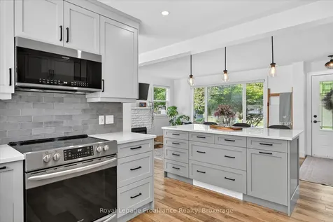 129 Goodfellow Road Peterborough ON K9J 5W9