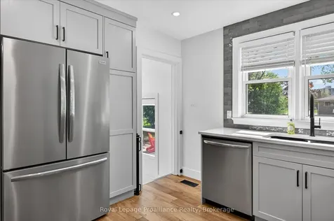 129 Goodfellow Road Peterborough ON K9J 5W9