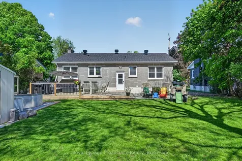 129 Goodfellow Road Peterborough ON K9J 5W9