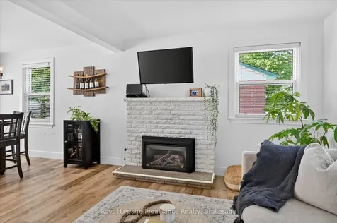 129 Goodfellow Road Peterborough ON K9J 5W9