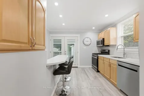 137 Cochrane Road Hamilton ON L8K 3G3